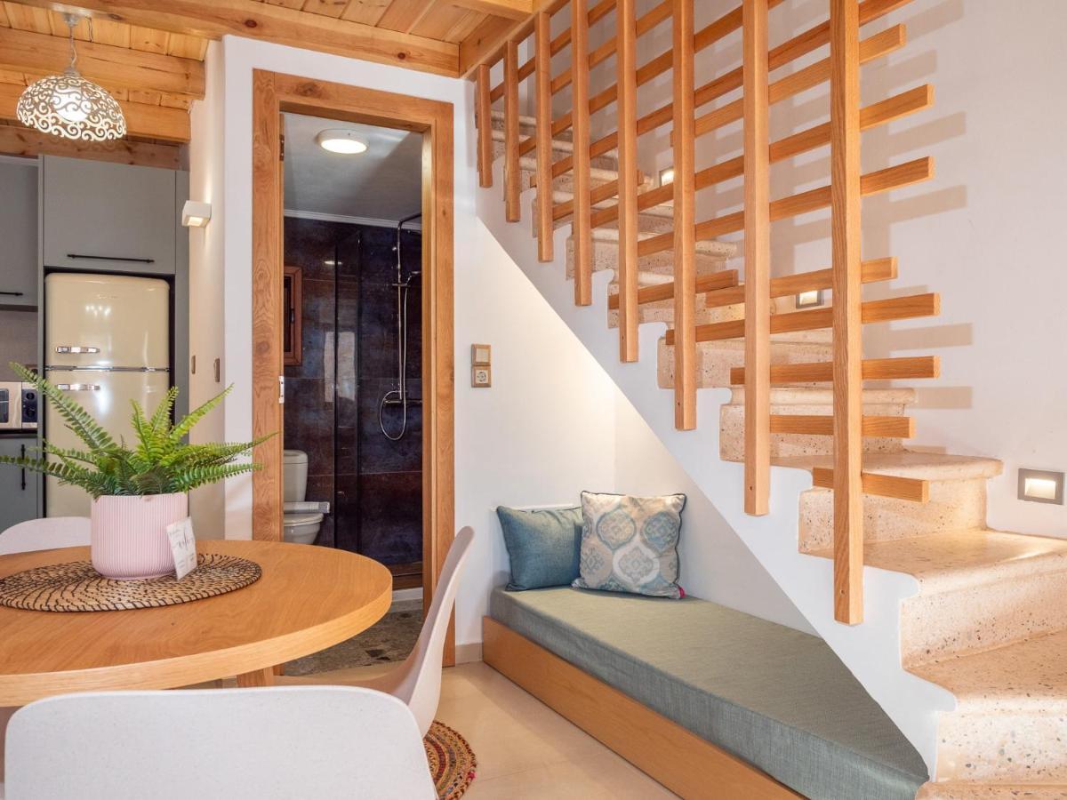Captain'S Memories Stylish Harbour Apartments Chalki Town Zewnętrze zdjęcie