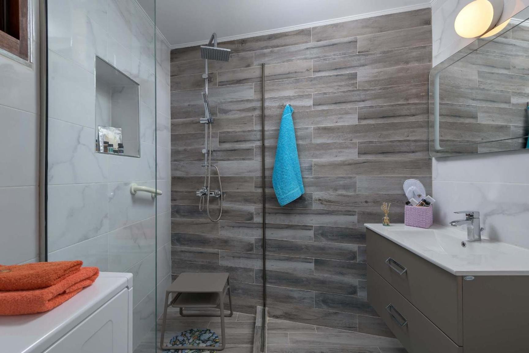 Captain'S Memories Stylish Harbour Apartments Chalki Town Zewnętrze zdjęcie